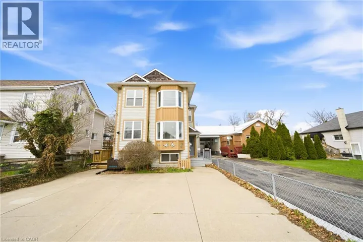 233B VINE Street, St. Catharines, Ontario L2M4S9