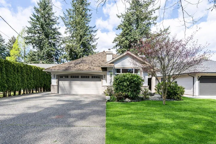 20947 44 AVENUE, Langley, British Columbia V3A5A9