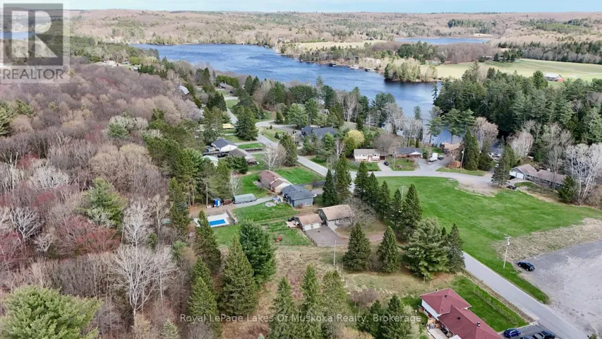 42 RIVERSIDE DRIVE, Huntsville (Brunel), Ontario P1H1R6