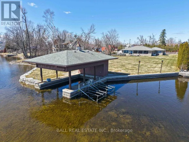 118 & 120 BOLTON STREET, Kawartha Lakes (Bobcaygeon), Ontario K0M1A0
