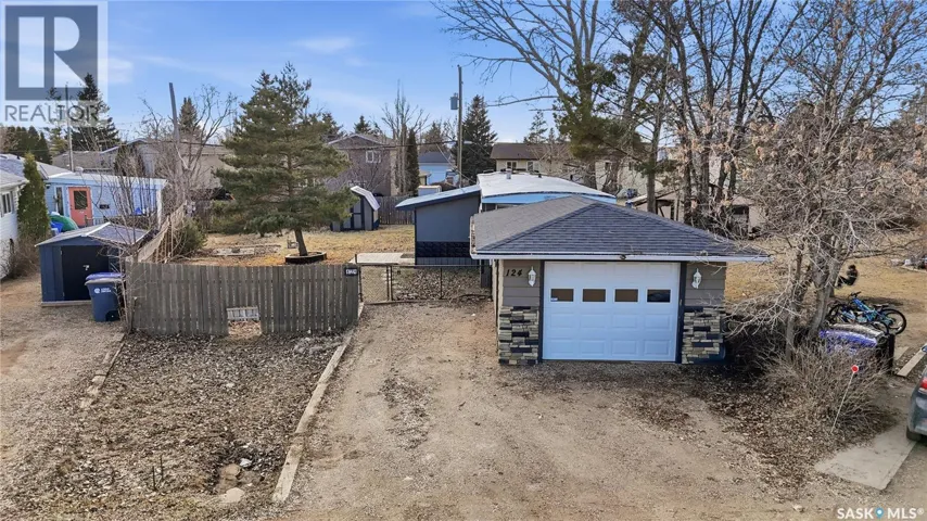 124 Dogwood STREET, Caronport, Saskatchewan S0H0S0
