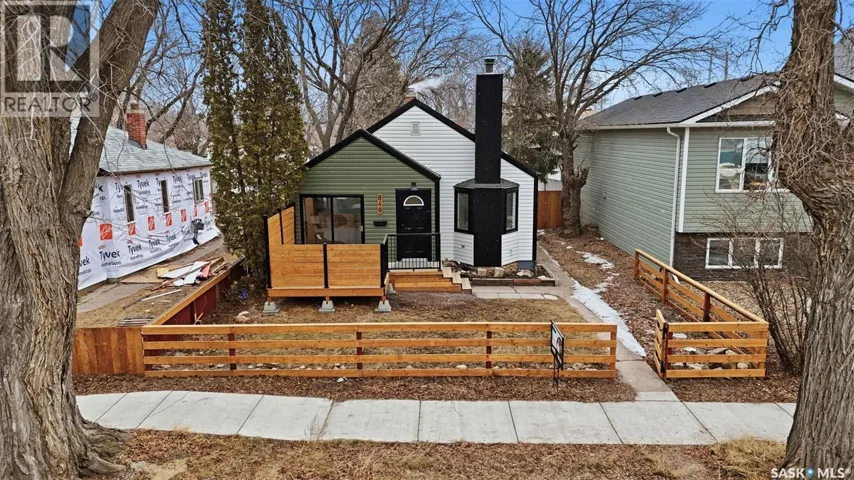 840 I AVENUE S, Saskatoon, Saskatchewan S7M1Z3