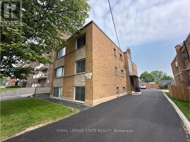 981 MOHAWK ROAD E, Hamilton (Huntington), Ontario L8T2R9