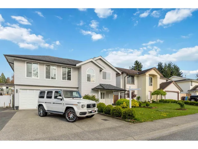 2706 MITCHELL STREET, Abbotsford, British Columbia V2T5G4