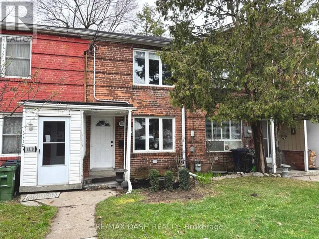 3312 BATHURST STREET, Toronto (Englemount-Lawrence), Ontario M6A2B6