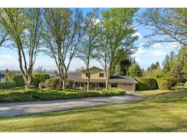 16881 31 AVENUE, Surrey, British Columbia V3S0A6
