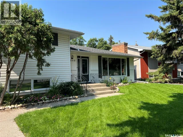 2512 Grant ROAD, Regina, Saskatchewan S4S5E6