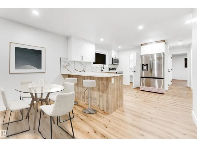 4616 32 AV NW, Edmonton, Alberta T6L4K9