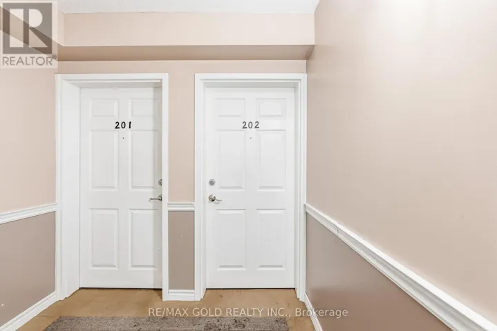 202 - 1340 MAIN STREET E, Milton (DE Dempsey), Ontario L9T7S6