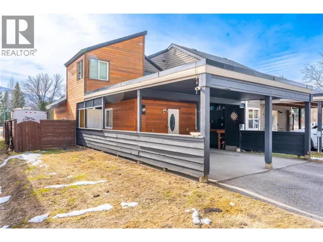 133 Greely Crescent, Revelstoke, British Columbia V0E2S0