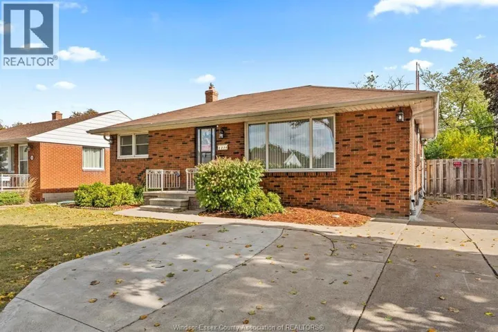 1374 JOSEPHINE Unit# LOWER, Windsor, Ontario N9B2L9