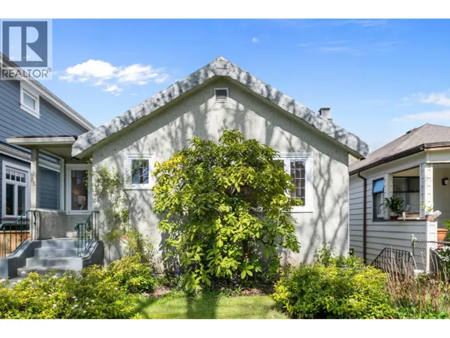 85 W 21ST AVENUE, Vancouver, British Columbia V5Y2E1