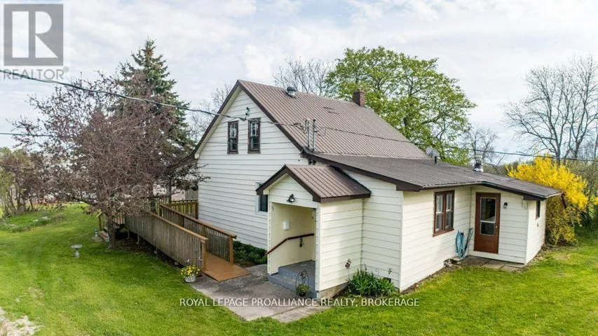 39 FISHERMAN'S COVE LANE, Frontenac Islands (The Islands), Ontario K0H2Y0