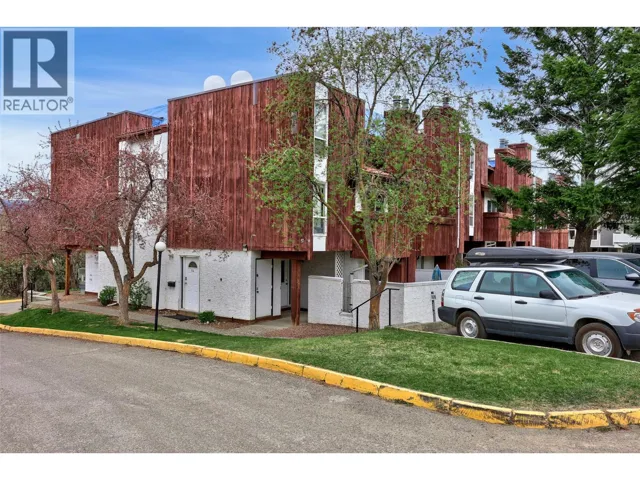 1435 Summit Drive Unit# 37, Kamloops, British Columbia V2E1S4