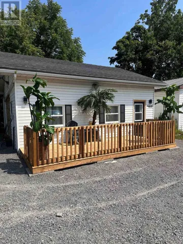 A - 24 RUSSELL STREET, Belleville (Belleville Ward), Ontario K8N2N9