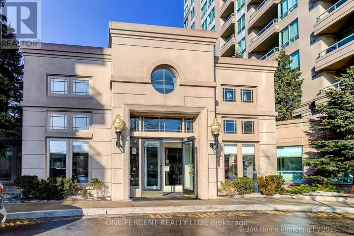 803 - 8 COVINGTON ROAD, Toronto (Englemount-Lawrence), Ontario M6A3E5