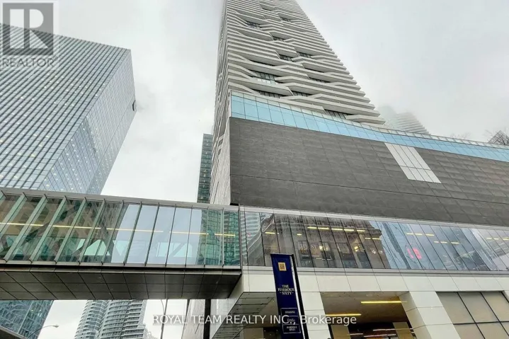 5703 - 88 HARBOUR STREET, Toronto (Waterfront Communities), Ontario M5J0C3