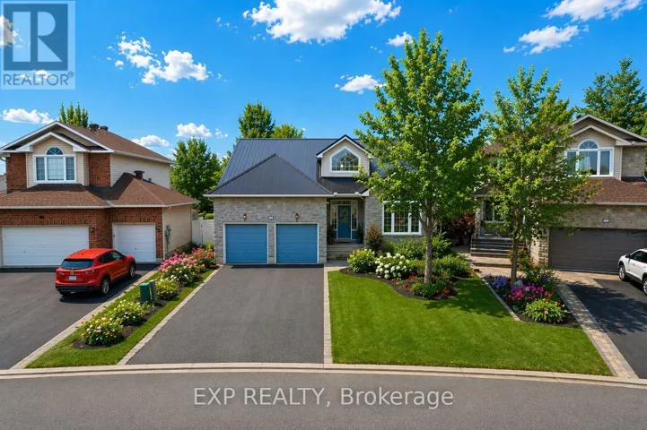 80 LA PRAIRIE STREET, Russell, Ontario K0A1W0