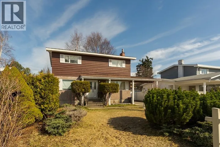 2832 PINEWOOD AVENUE, Prince George, British Columbia V2N1H7