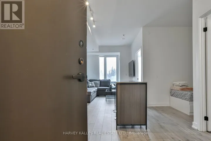 206 - 215 LAKESHORE ROAD W, Mississauga (Port Credit), Ontario L5H1G5
