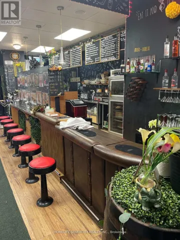 69 MAIN STREET, Cambridge, Ontario N1R1V6