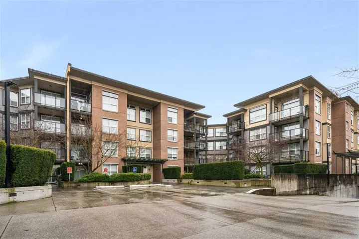 205 10707 139 STREET, Surrey, British Columbia V3T0B2