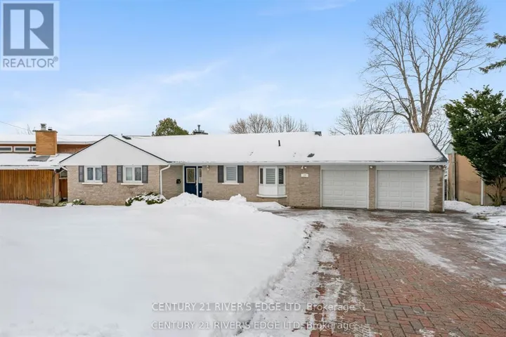 17 HARDY CRESCENT, Brockville, Ontario K6V3A2