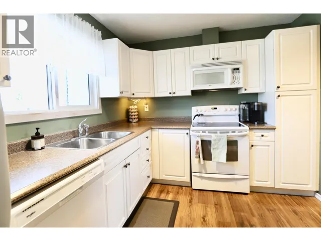 102 111 TABOR BOULEVARD, Prince George, British Columbia V2M5N3