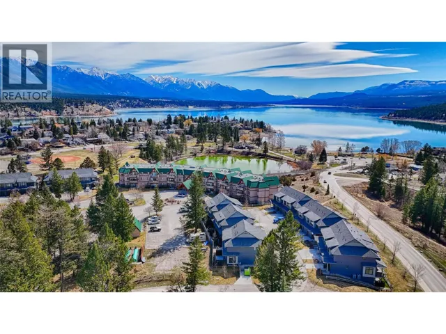 703 15A Crescent Unit# 12, Invermere, British Columbia V0A1K4