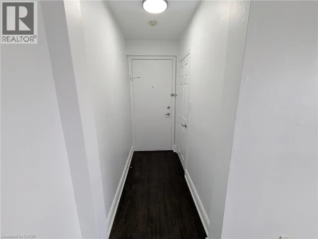 849 BRANT Street Unit# 3, Burlington, Ontario L7R2J6