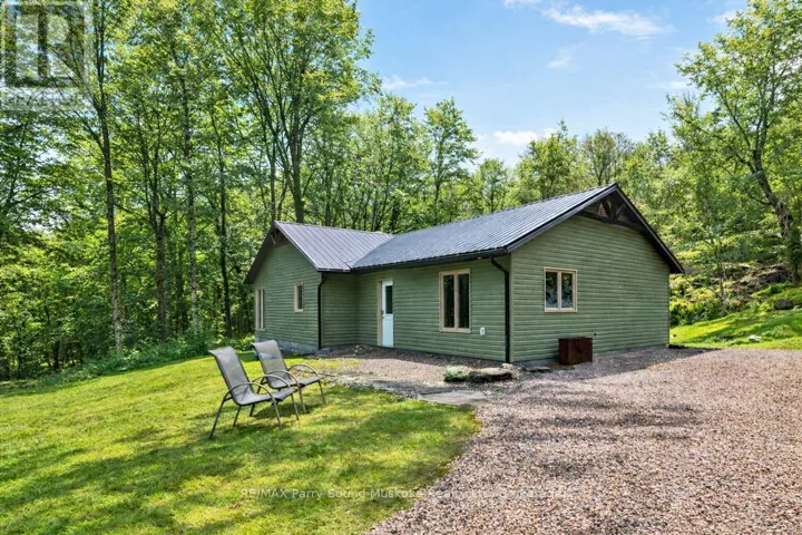 64 124 HIGHWAY, McDougall, Ontario P2A2W7