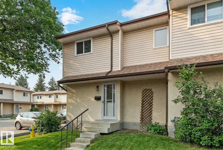 1767 LAKEWOOD RD S NW, Edmonton, Alberta T6K3B8