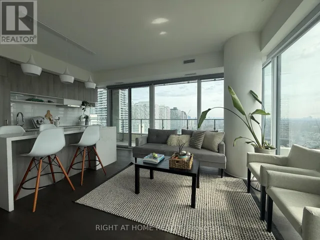 2004 - 5 SOUDAN AVENUE, Toronto (Mount Pleasant West), Ontario M4S0B1