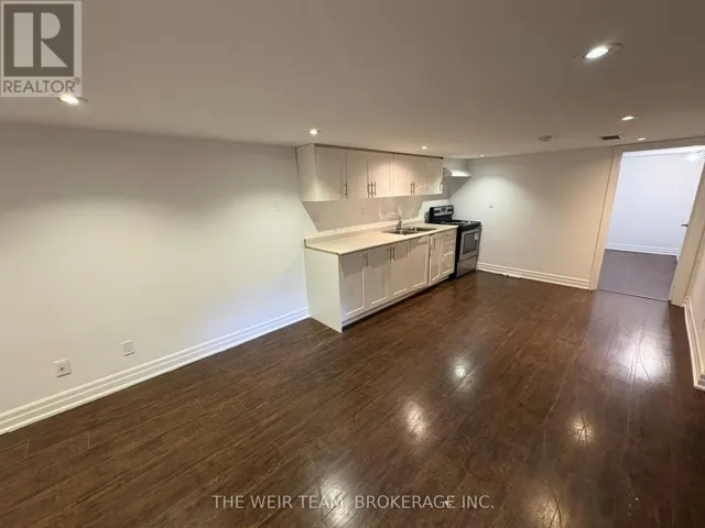 LOWER - 18 GRANDVIEW AVENUE, Markham (Thornhill), Ontario L3T1G8