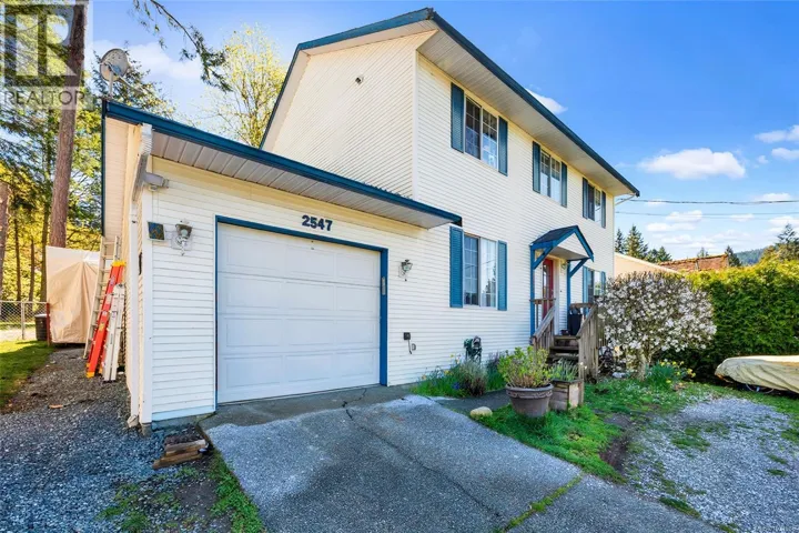 2547 Davidson Rd, Shawnigan Lake, British Columbia V0R2W2