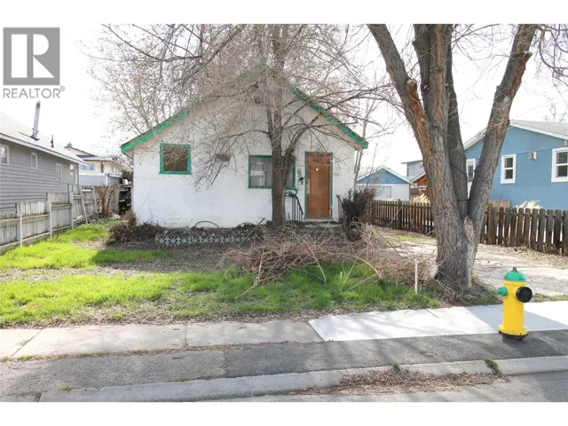 496 Heales Avenue, Penticton, British Columbia V2A1G4