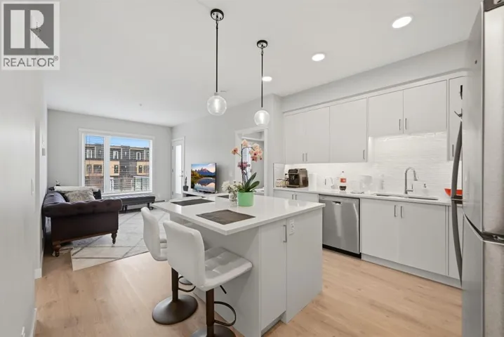 104, 660 Shawnee Square SW, Calgary, Alberta T2Y2N6