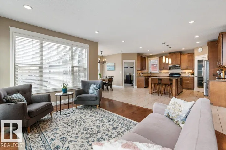 1628 KERR RD NW, Edmonton, Alberta T5E4A7