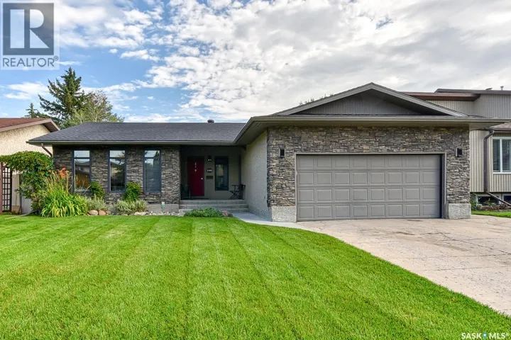 2102 Truesdale DRIVE E, Regina, Saskatchewan S4V0M5