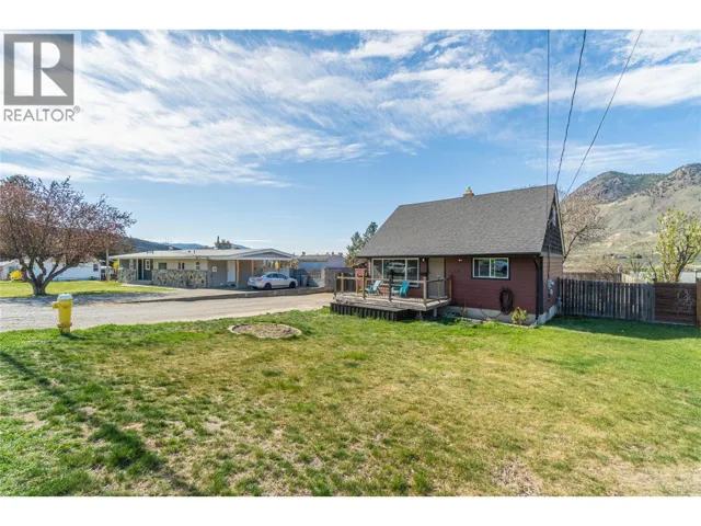 2164 CRESCENT Drive, Kamloops, British Columbia V2C4J4