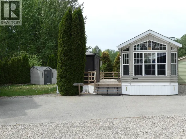 2633 SQUILAX-ANGLEMONT Road Unit# 3, Scotch Creek, British Columbia V0E1M5
