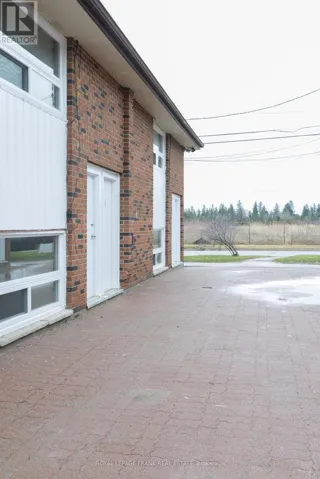 1 - 86 MARY STREET W, Kawartha Lakes (Lindsay), Ontario K9V5G3