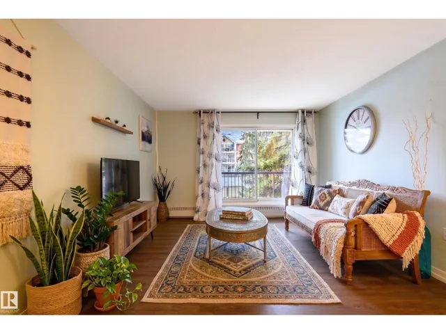 #237 10636 120 ST NW, Edmonton, Alberta T5H4L5
