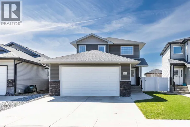 43 Sterling Link, Medicine Hat, Alberta T1B4N2