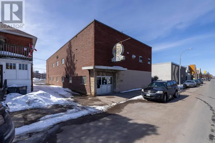 317 May ST S, Thunder Bay, Ontario P7E1B7