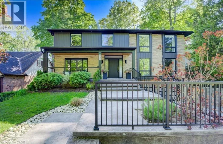 239 CORRIE Crescent, Waterloo, Ontario N2L5W3