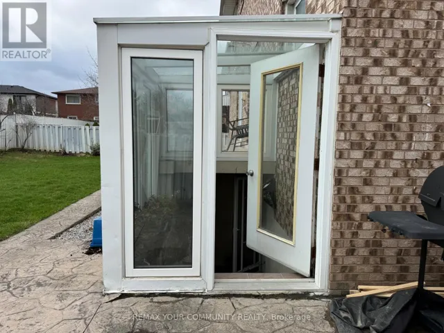 103 WIGWOSS DRIVE, Vaughan (East Woodbridge), Ontario L4L2P9