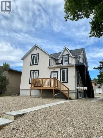 614 7th AVENUE NE, Swift Current, Saskatchewan S9H2M4