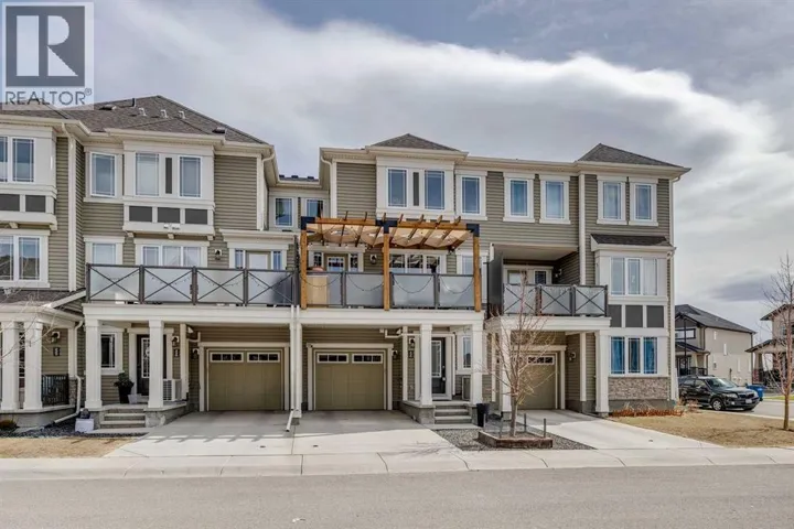 230 Hillcrest Gardens SW, Airdrie, Alberta T4B4J2