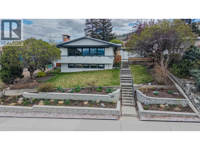 1015 Fraser Street, Kamloops, British Columbia V2C3H8